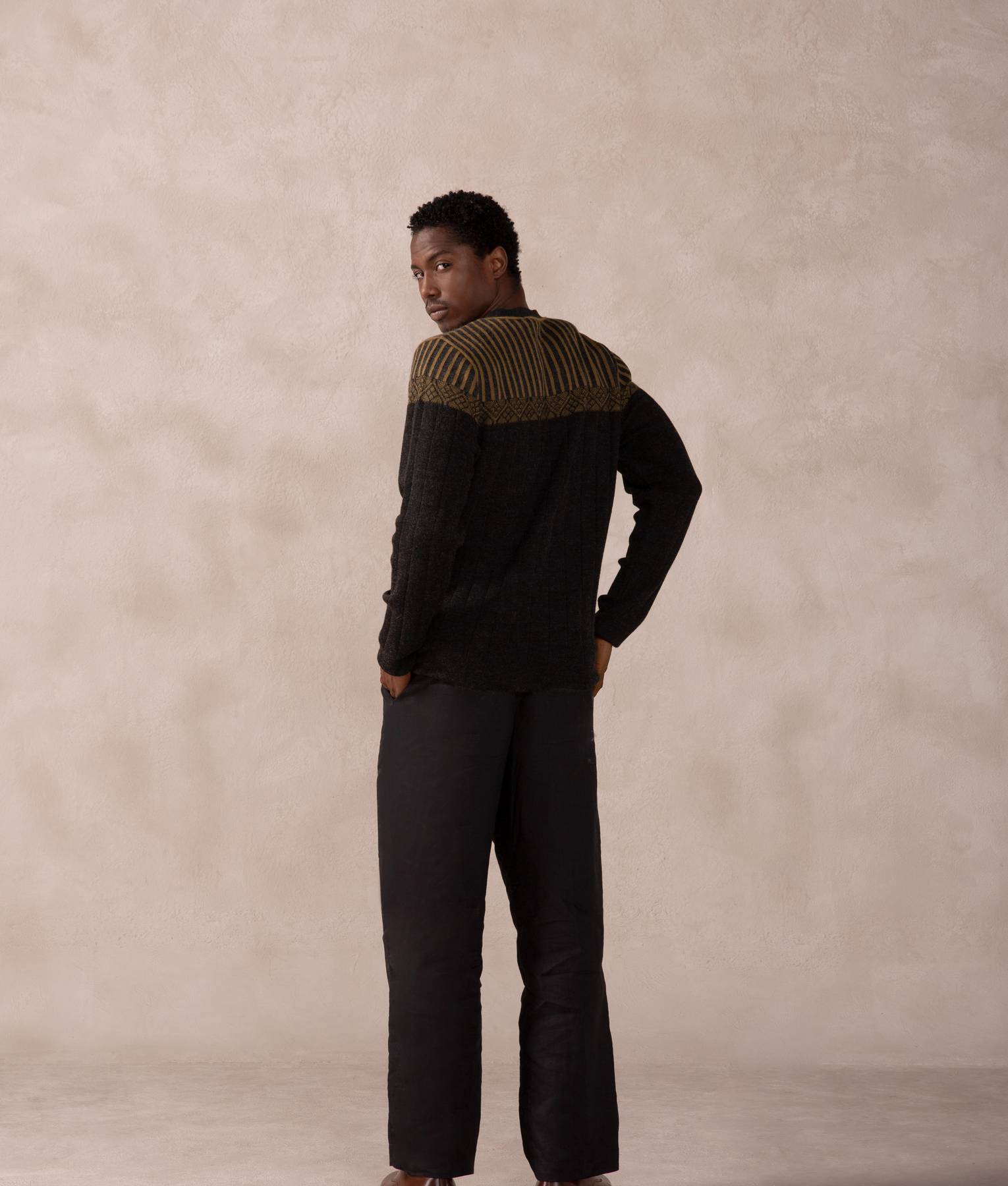 Decab Sweater - Black And Olive Oil