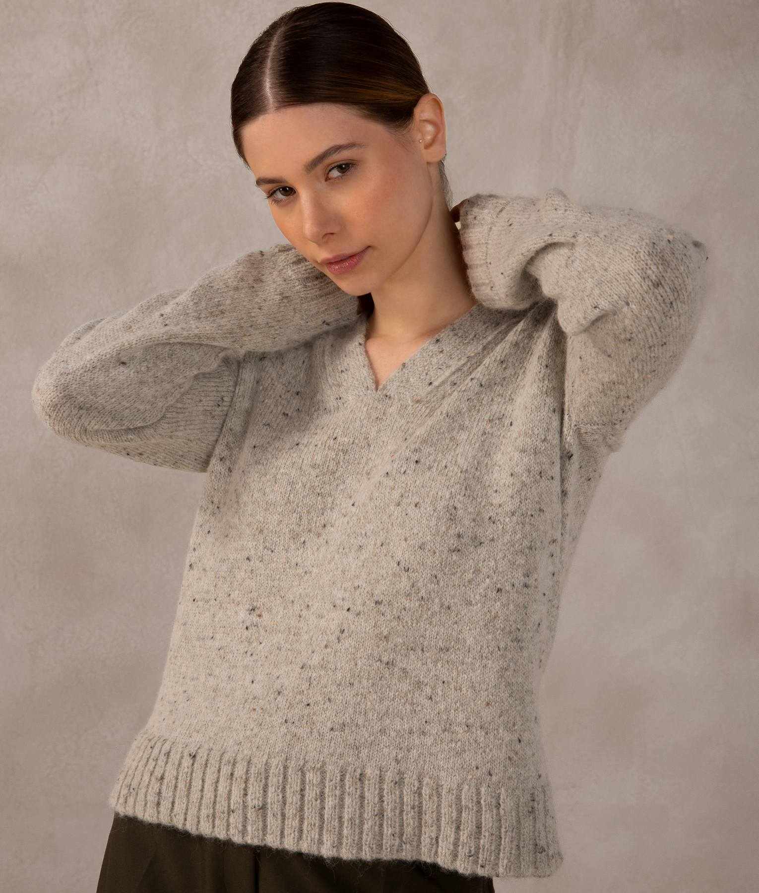 Easy Fit 'V' Neck Sweater - Green Tint