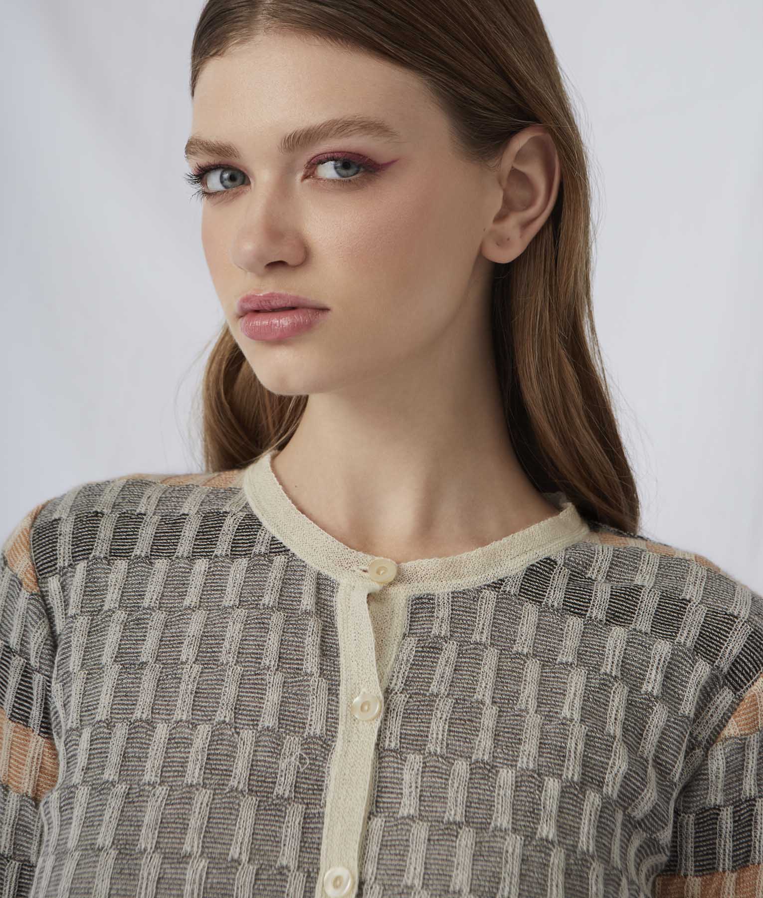 Las Andenas Cardigan - Snow White And Smoky Pearl