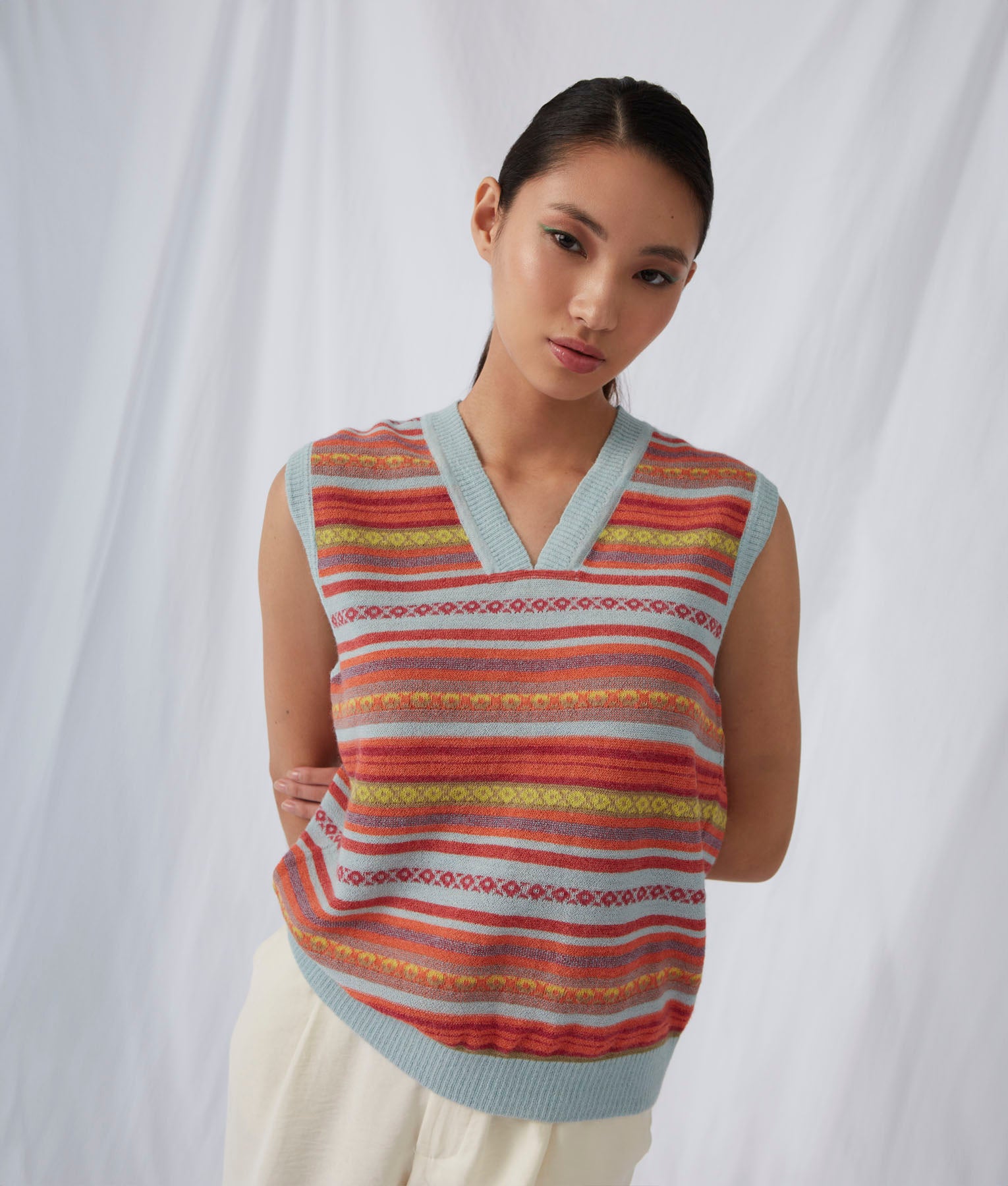 Striped Links & Jacquard Scoope Neck Vest - Blue And Orange Glow