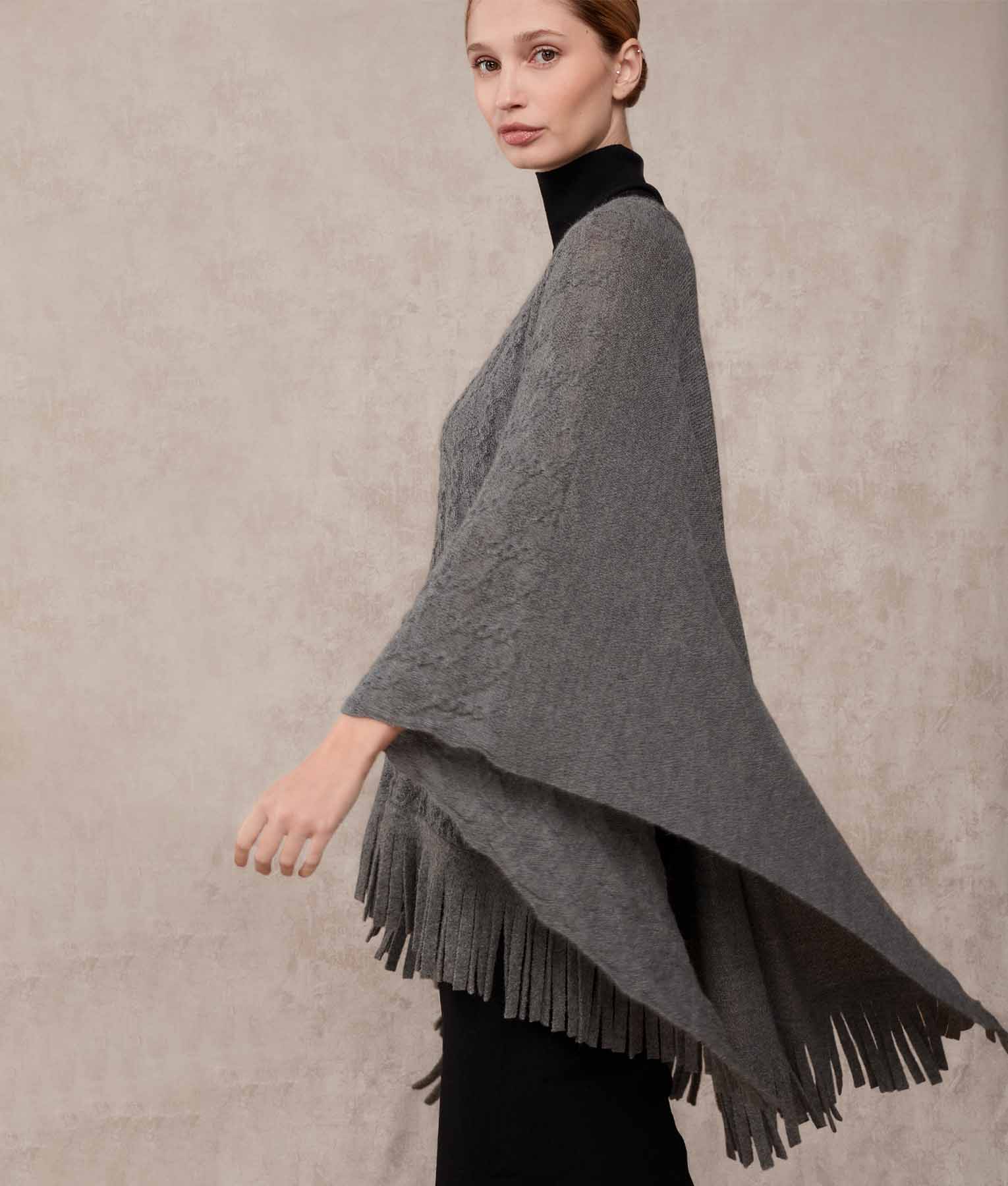 Poncho Cazador - December Sky Grey