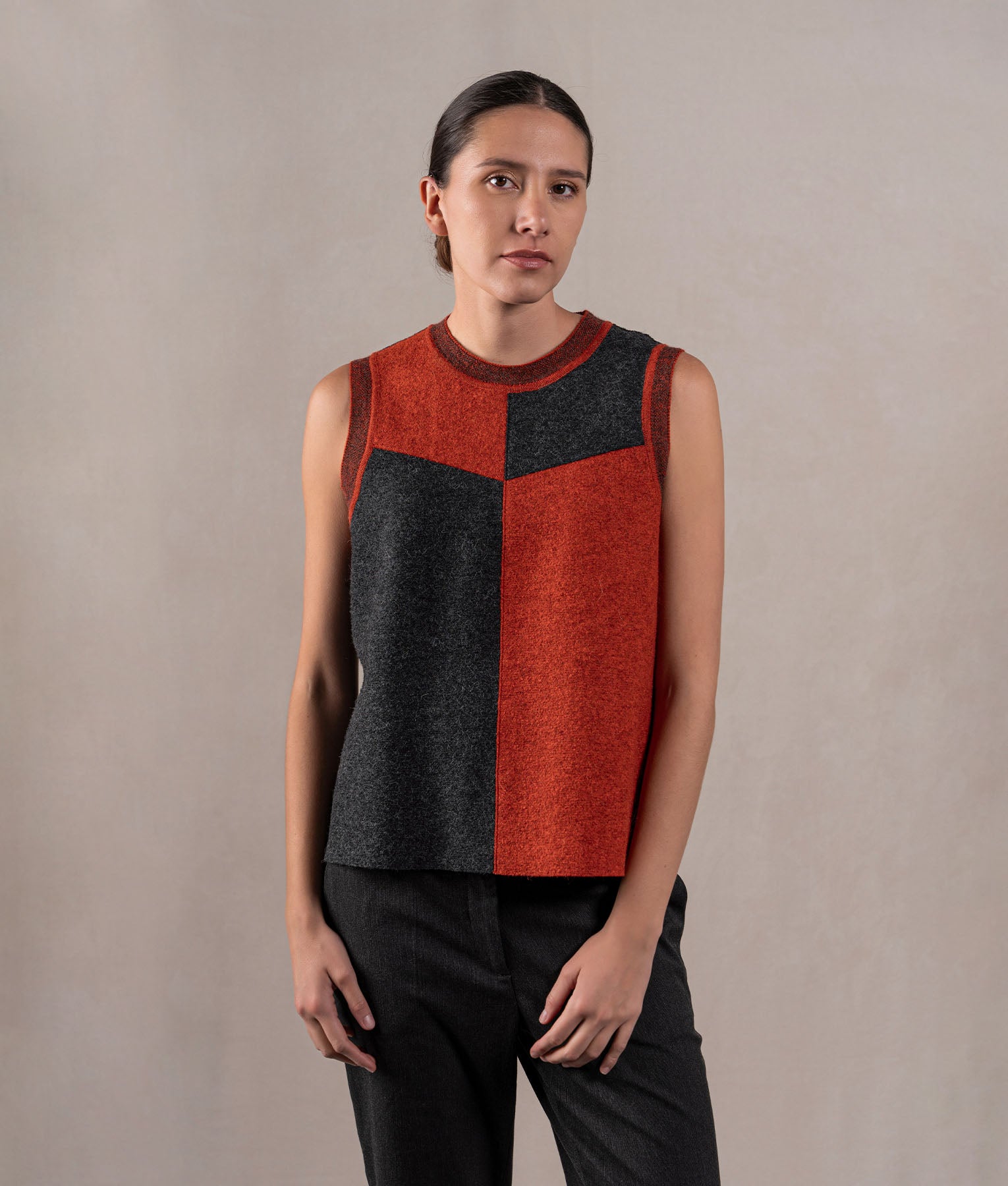 Patch Crew Neck Vest - Pirate Black And Red