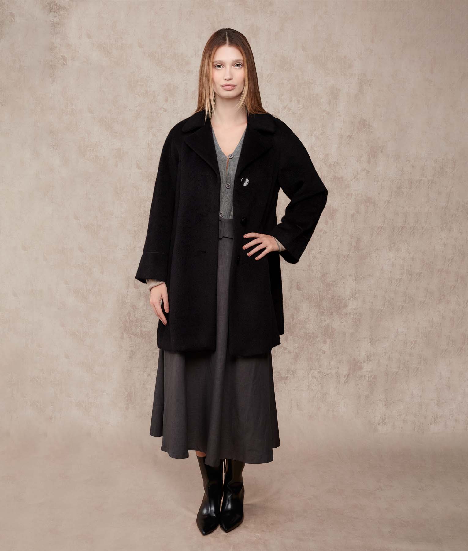 Swing Suri Coat - Black