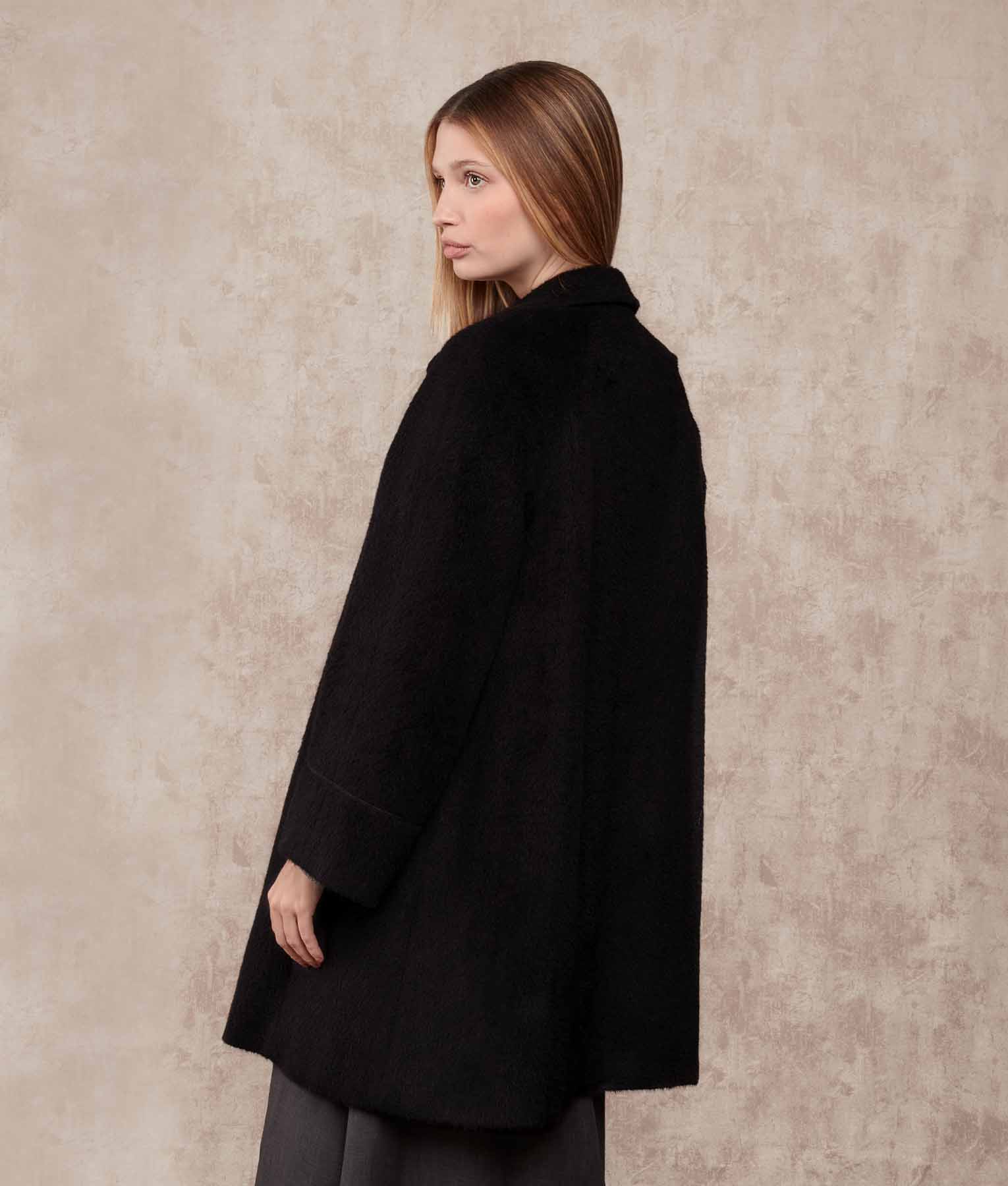 Swing Suri Coat - Black