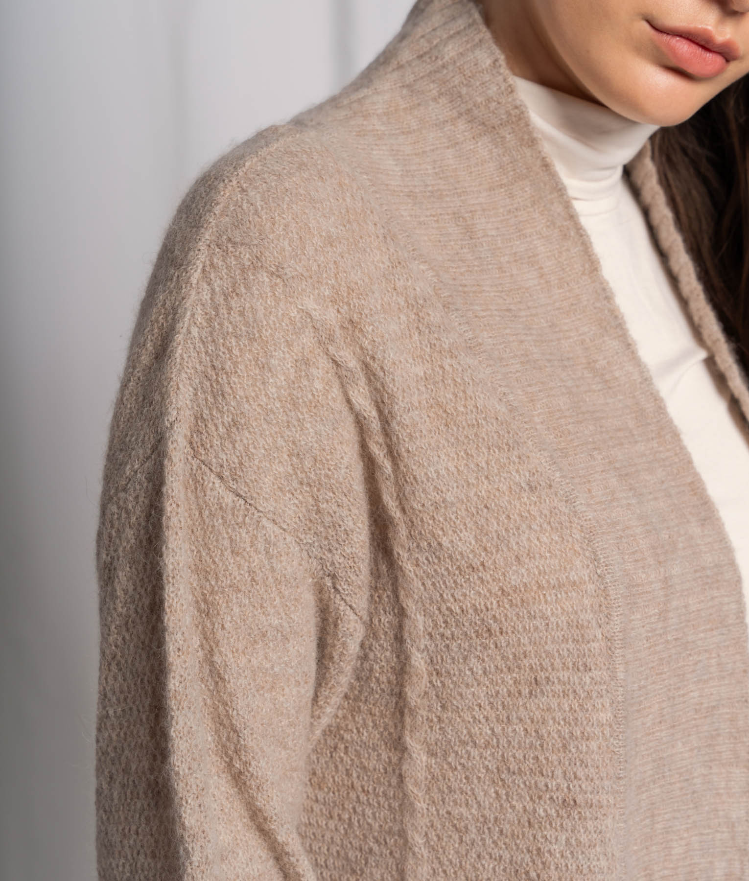 Long Seed Stitch Cardigan With Details