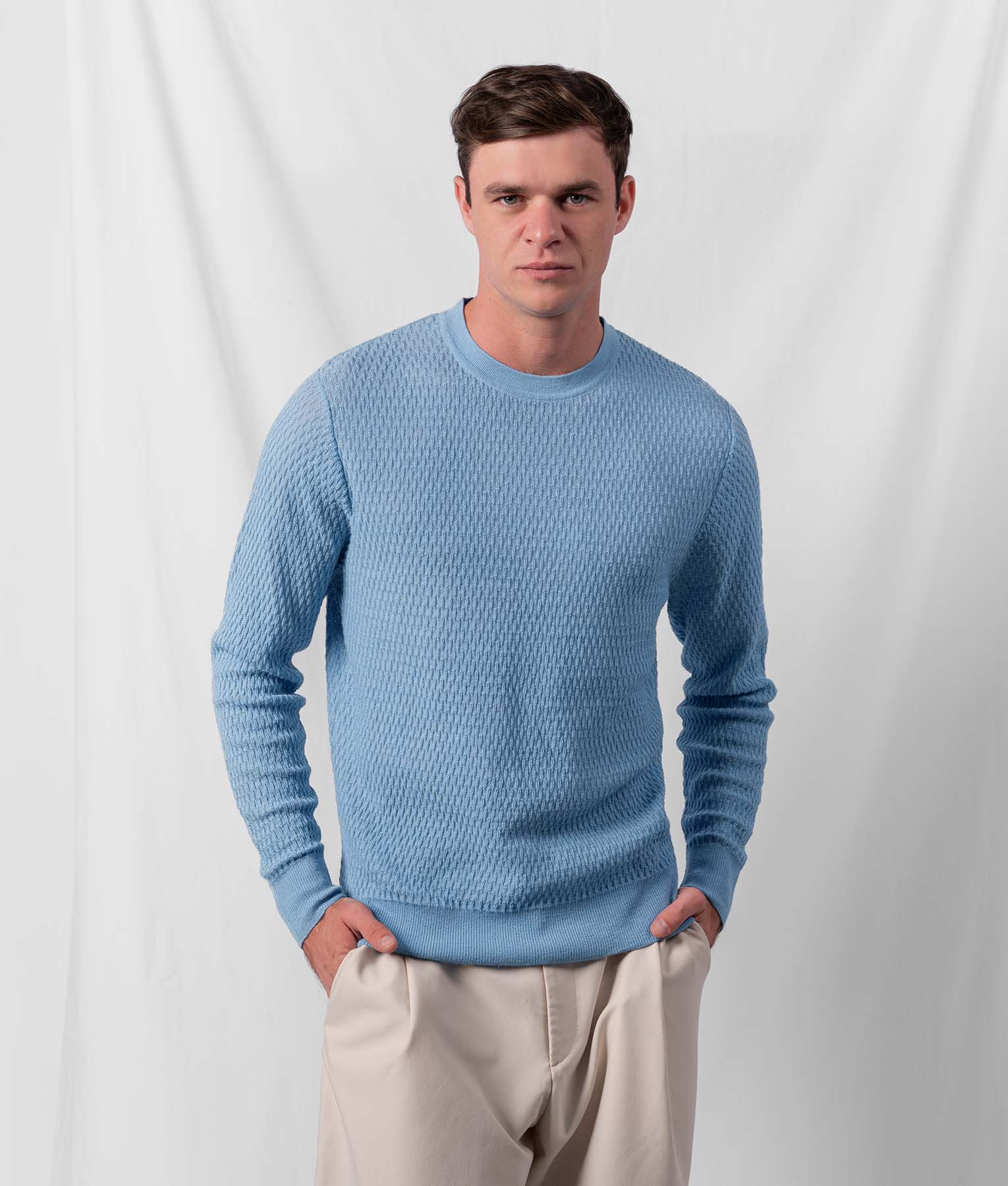The Drops O Neck Men'S Sweater - Light Sky Blue