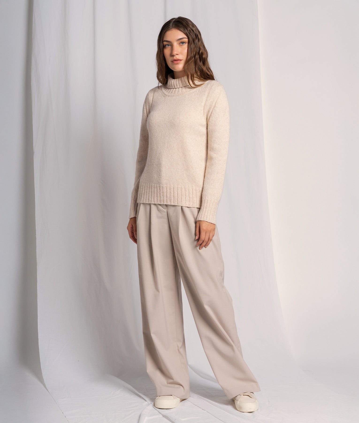 Sweater High Neck