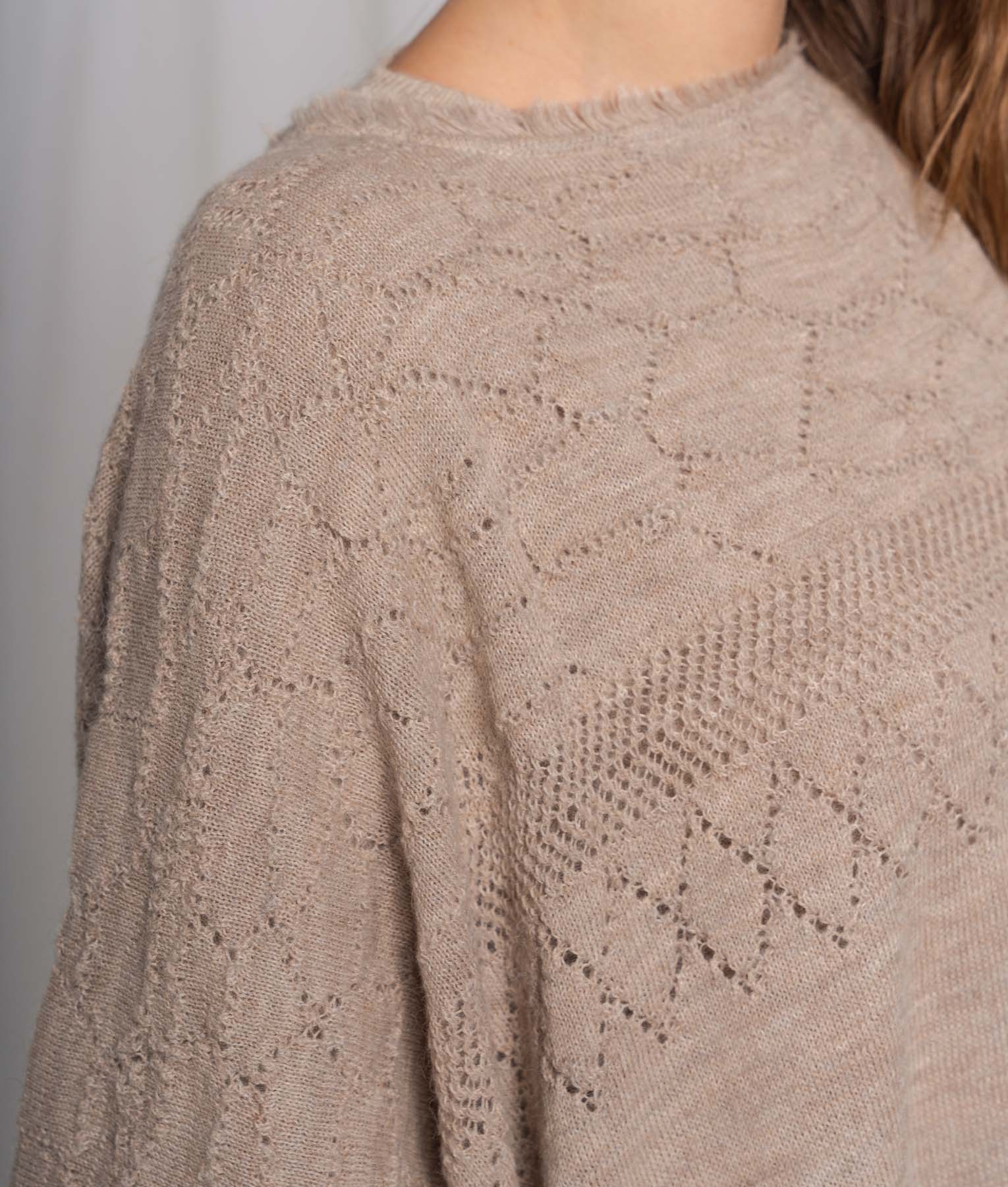 Poncho Blossom With Lace Effect