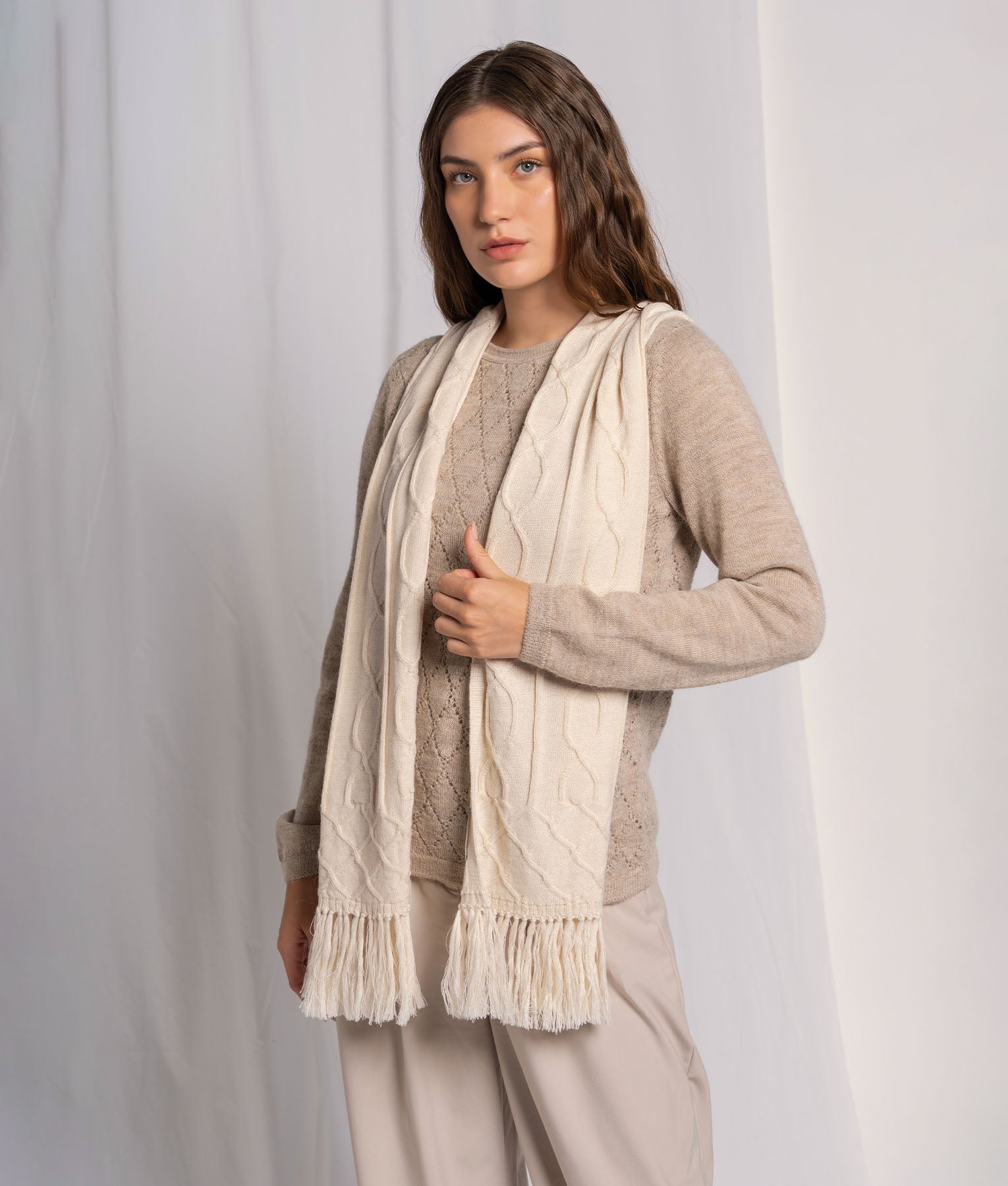 Cables Scarf With Fringes