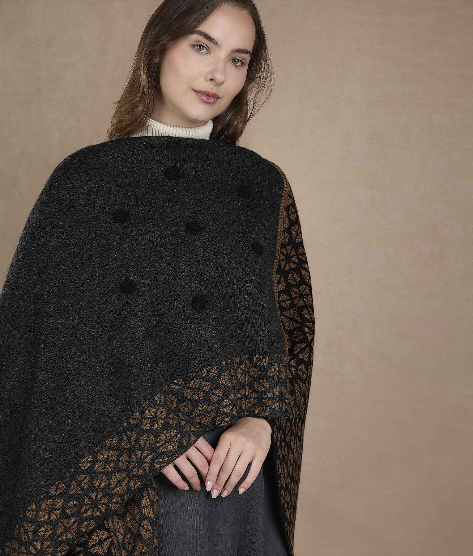 Geometric Alpaca Cape