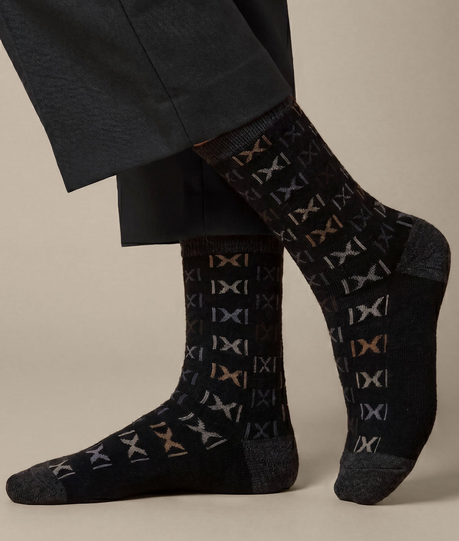 Women's Multi Coloured Crossed Socks