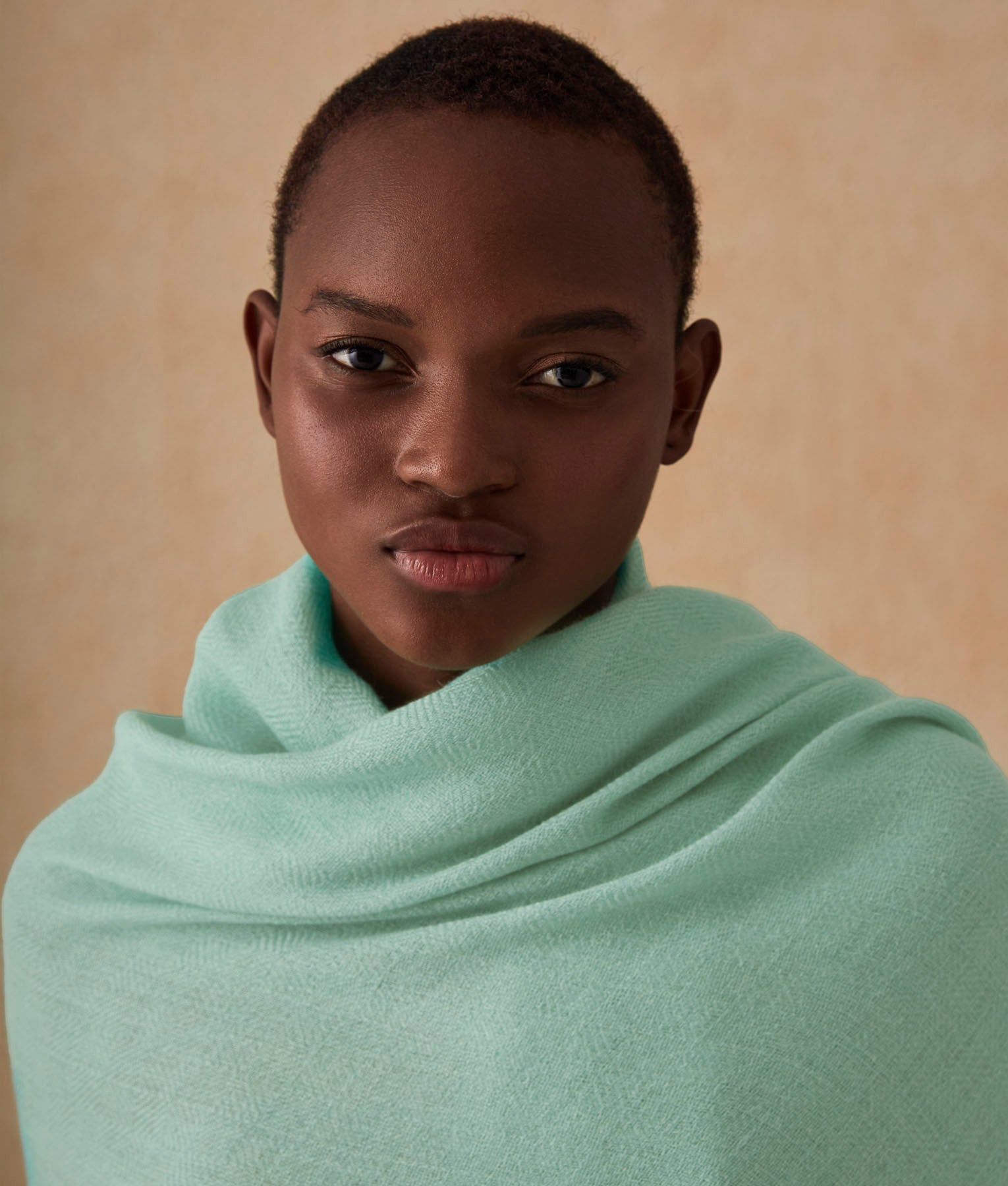 Sarga Cocos Shawl - Vibrant Mint Green