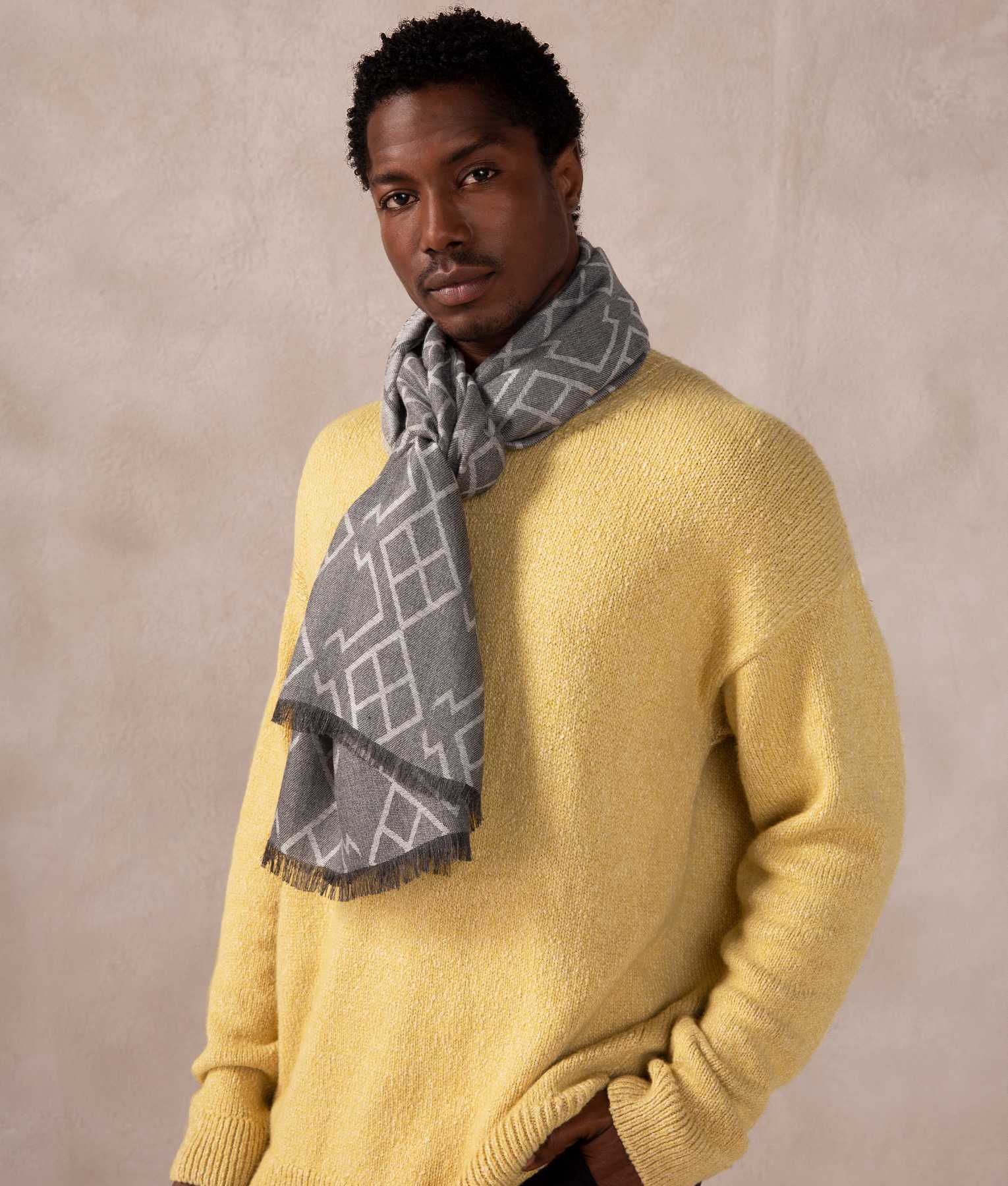 Chained Shawl - The Cloud And The Gray Violet