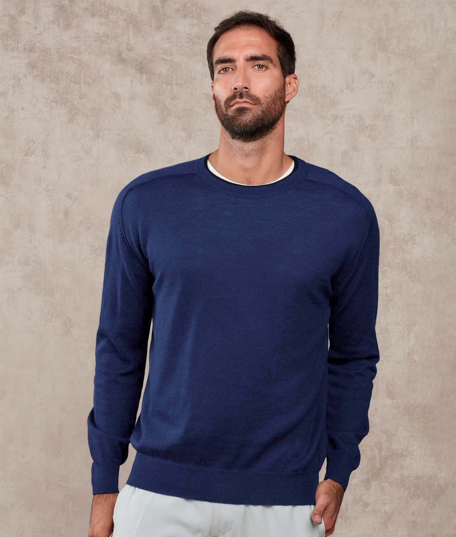 Mens Crew Sweater - in the navy