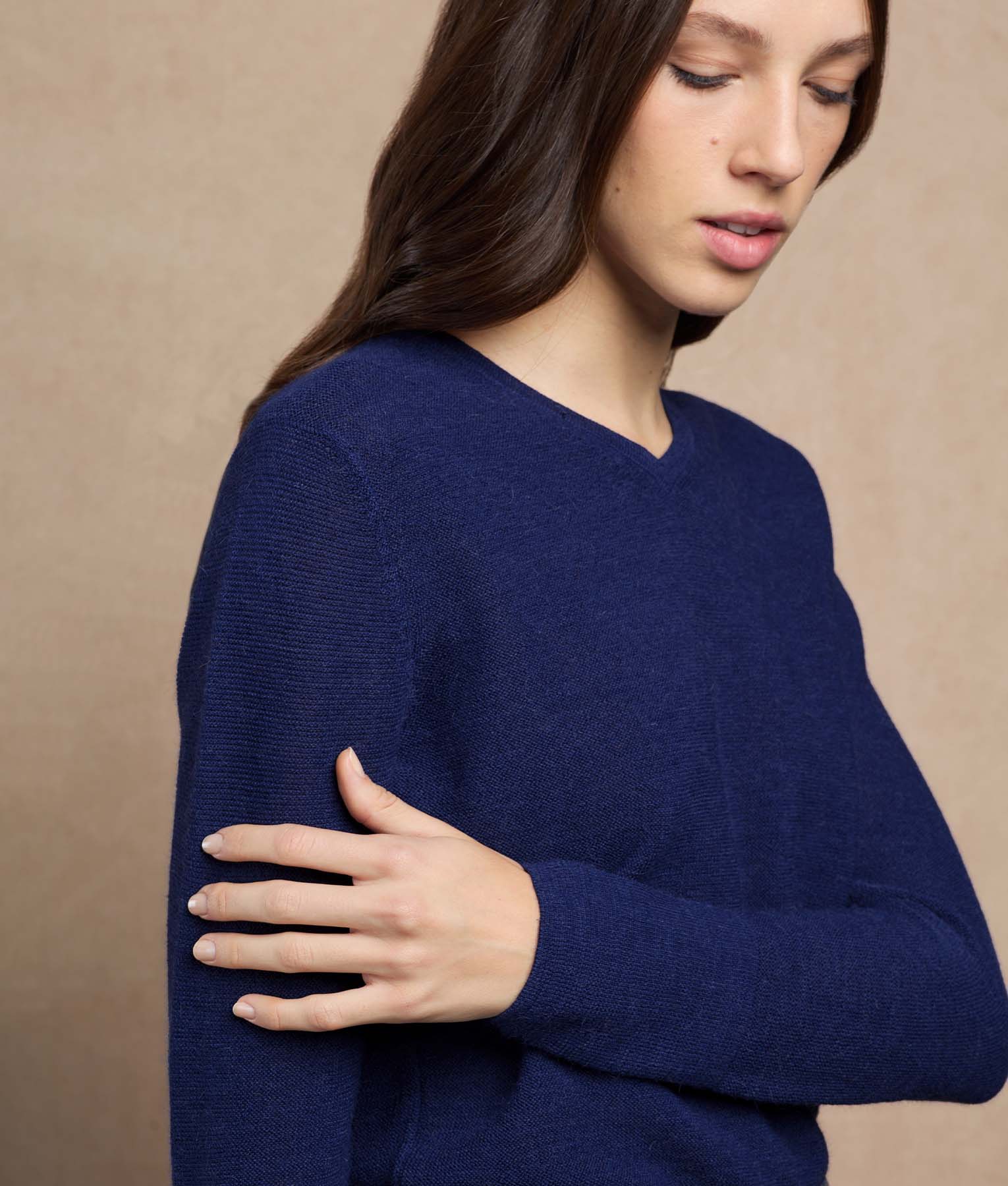 Links Basic Vee Sweater