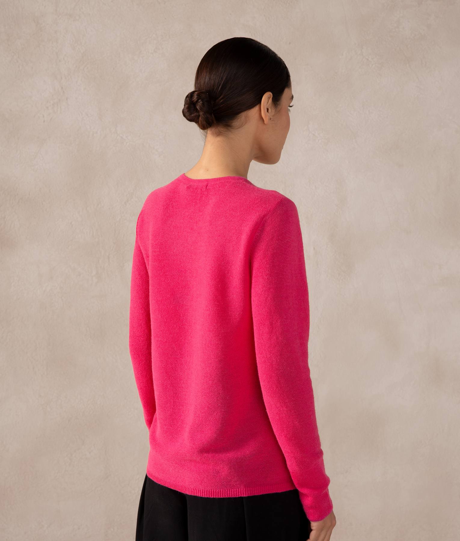 Links Basic Vee Sweater - Magenta Pink
