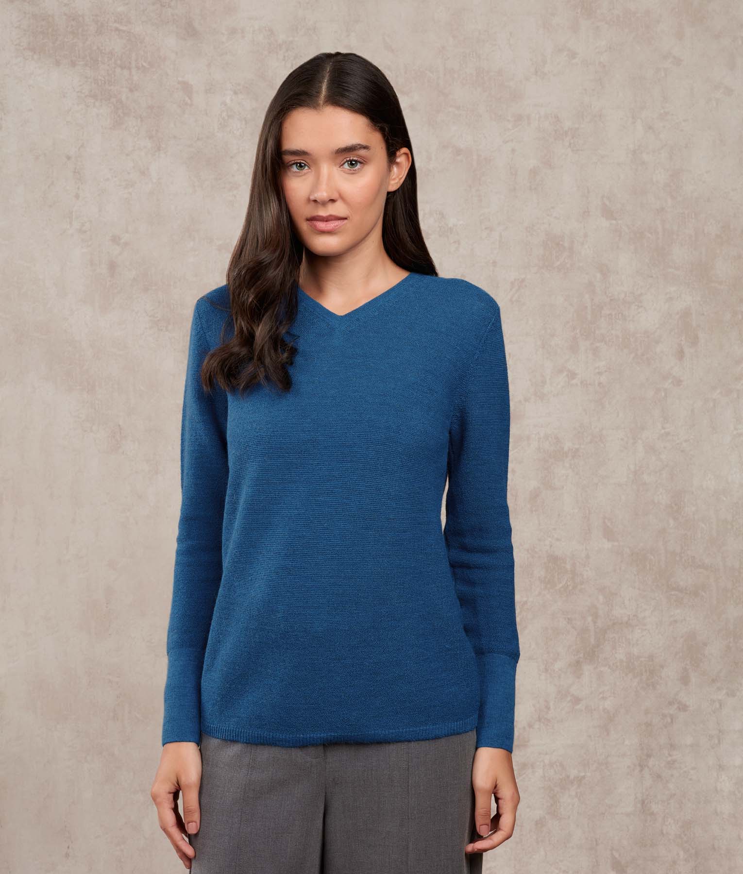 Links Basic Vee Sweater