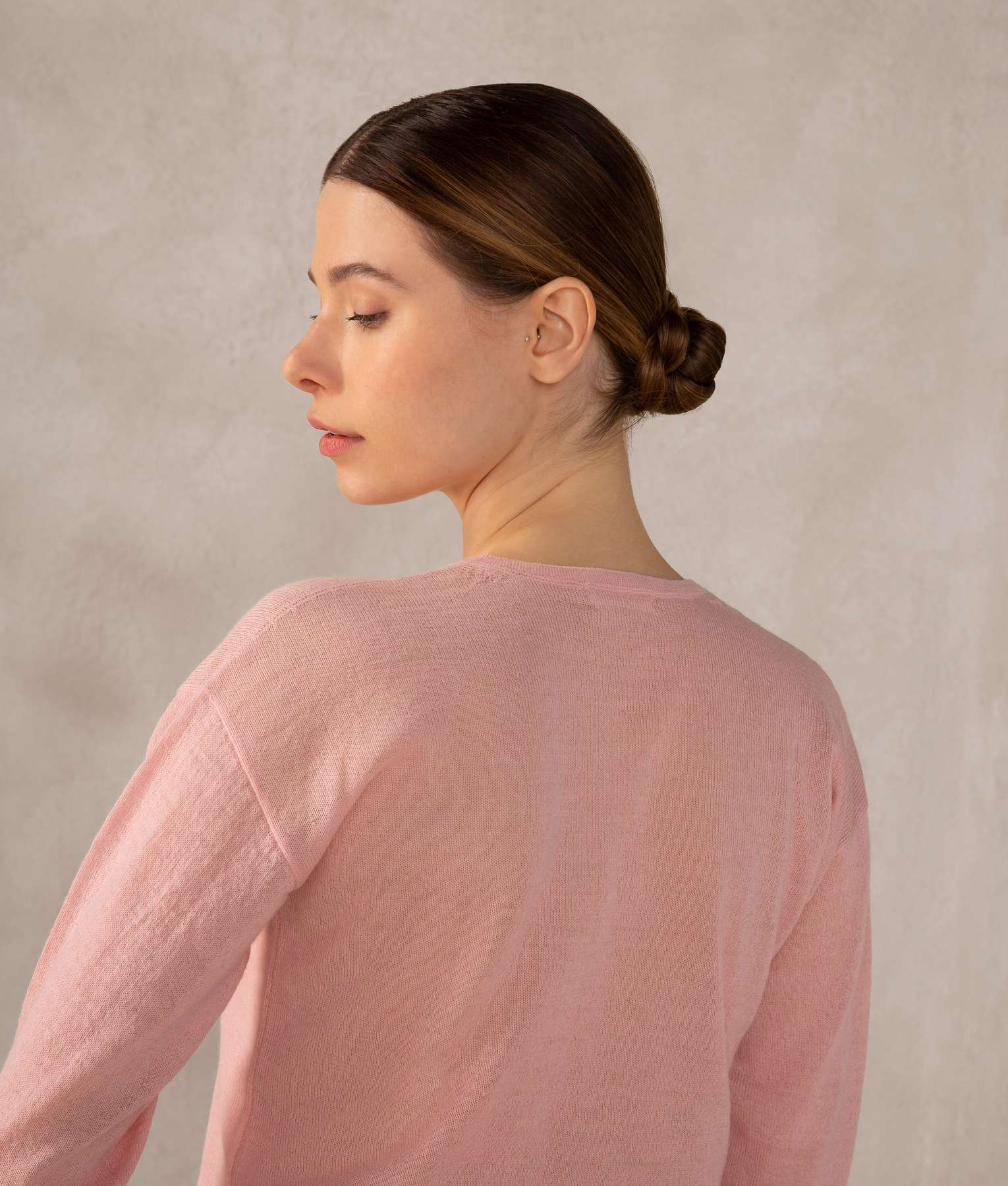 Basic Vee Sweater - Strawberry Cream
