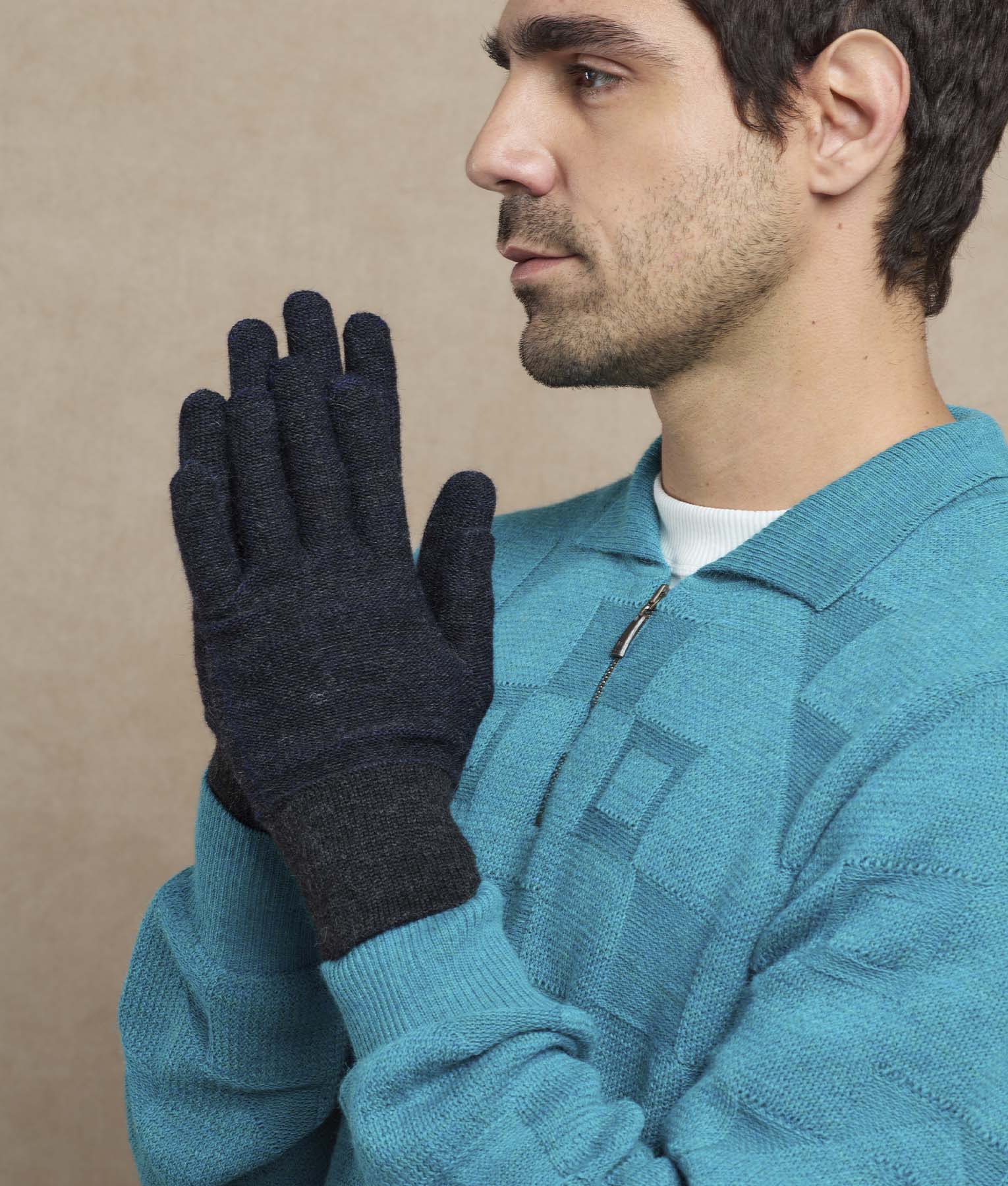 Basic Reversible Men Gloves