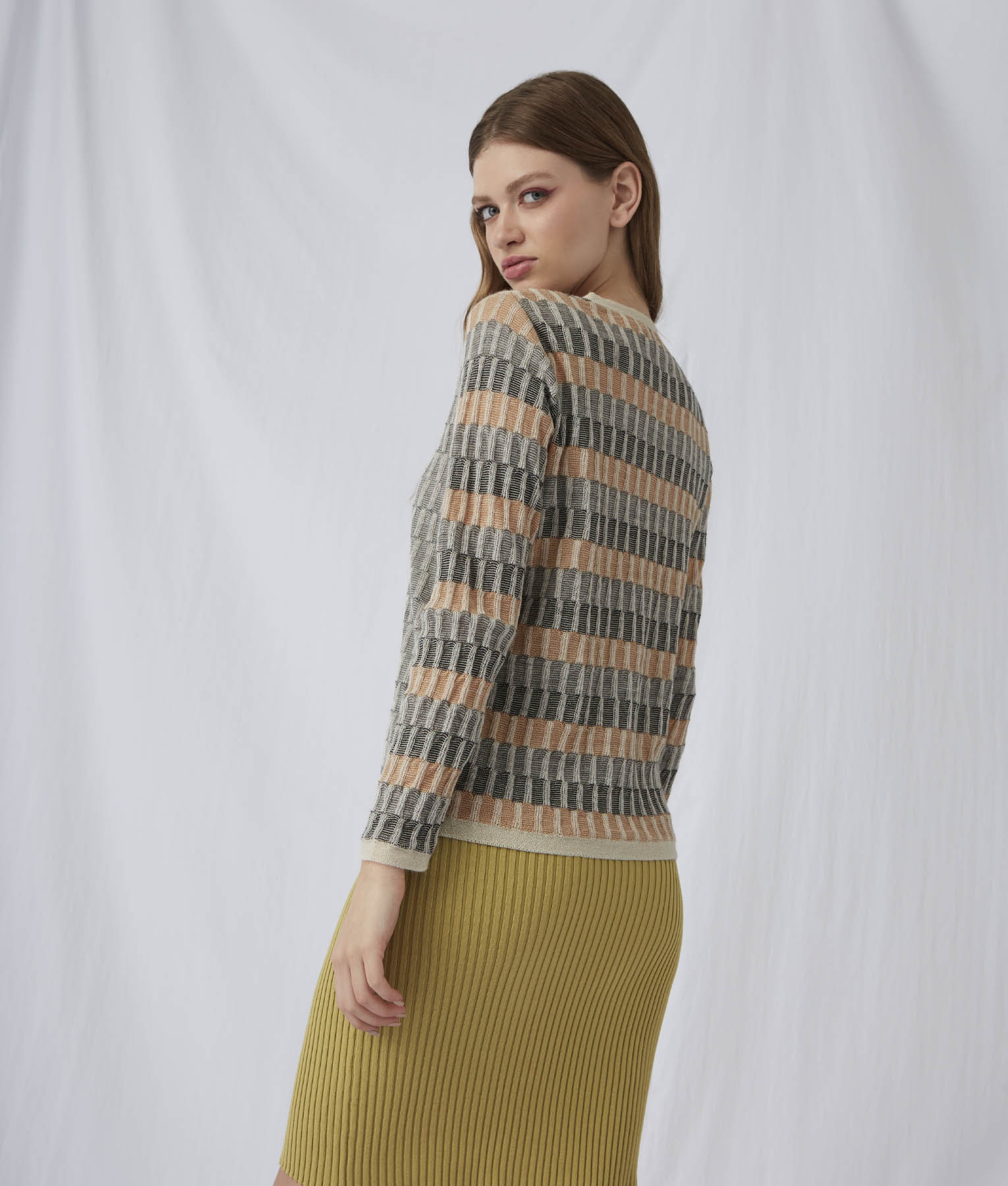 Las Andenas Cardigan - Snow White And Smoky Pearl