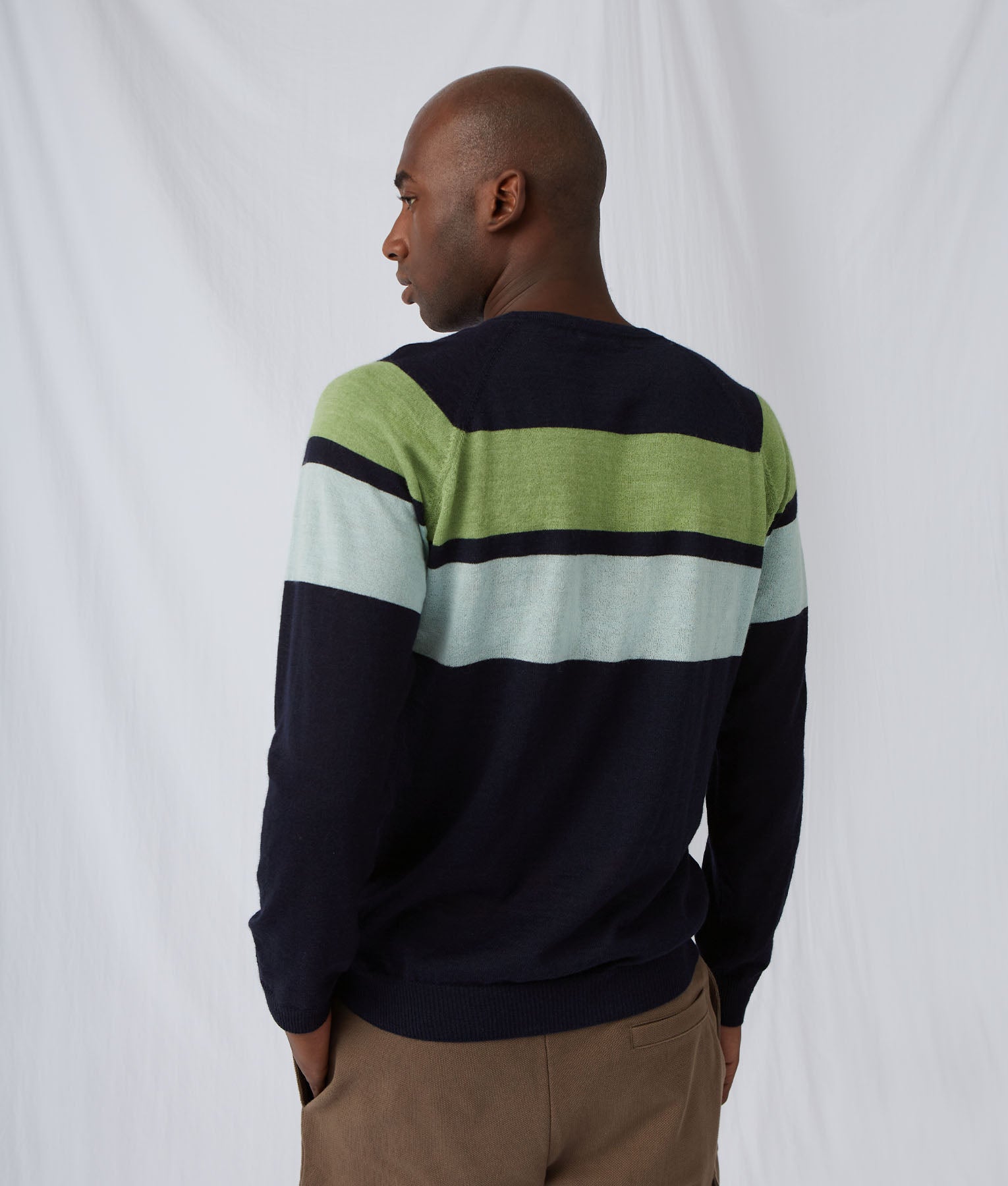 Men's Intarsia Crew Neck Sweater