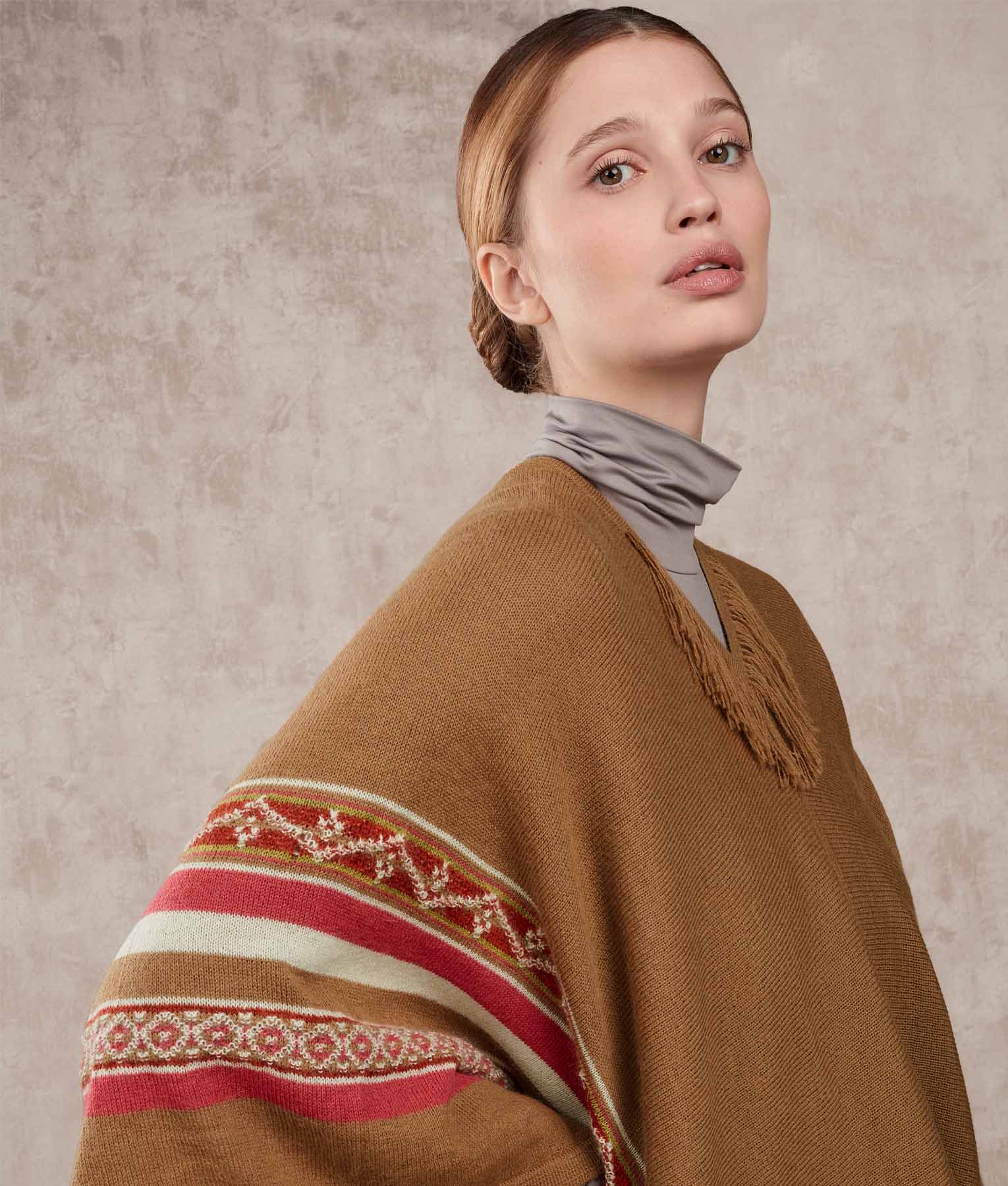 Poncho Rider With Fringe Details - Toasted Coconut With Fringes