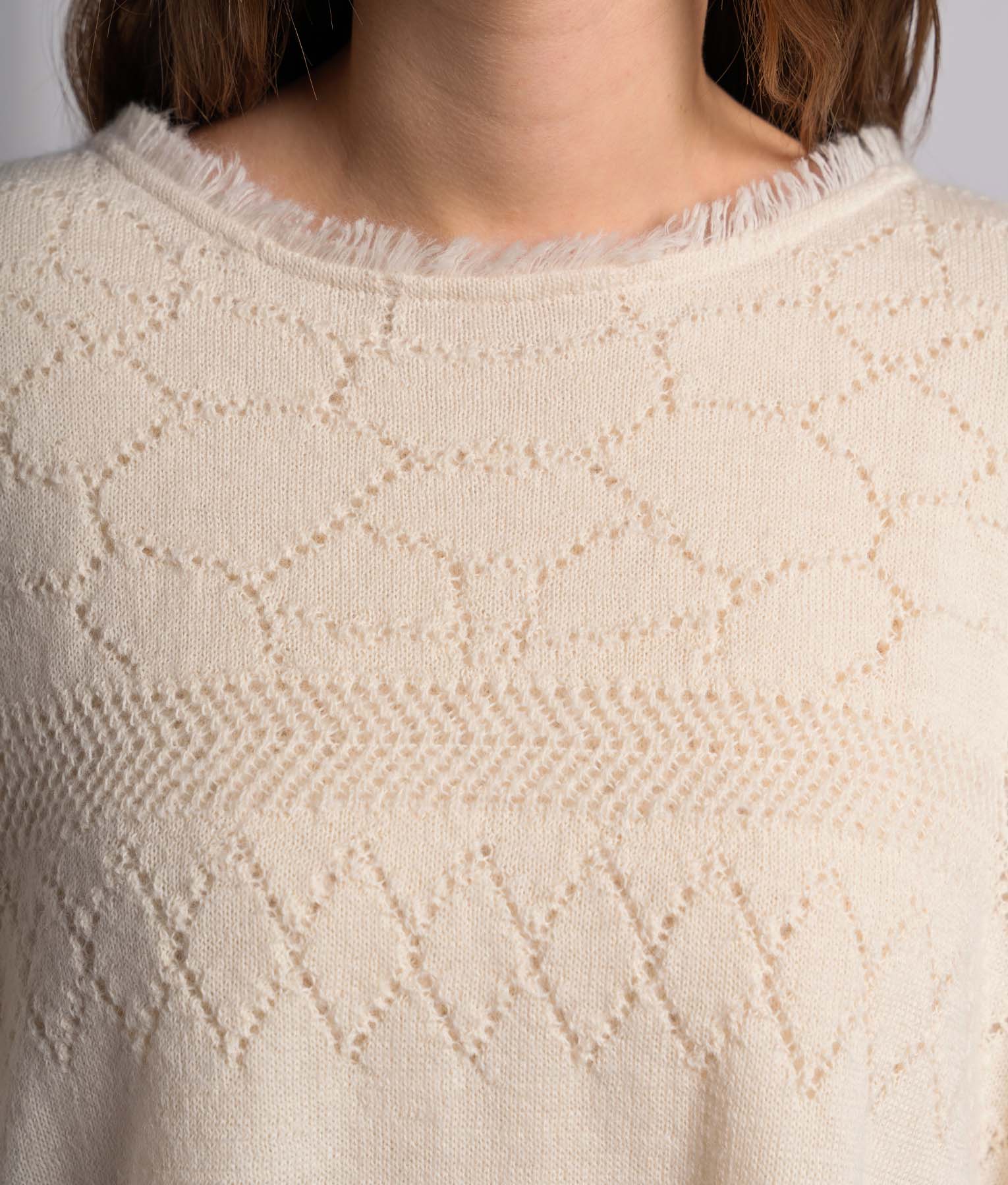 Poncho Blossom With Lace Effect