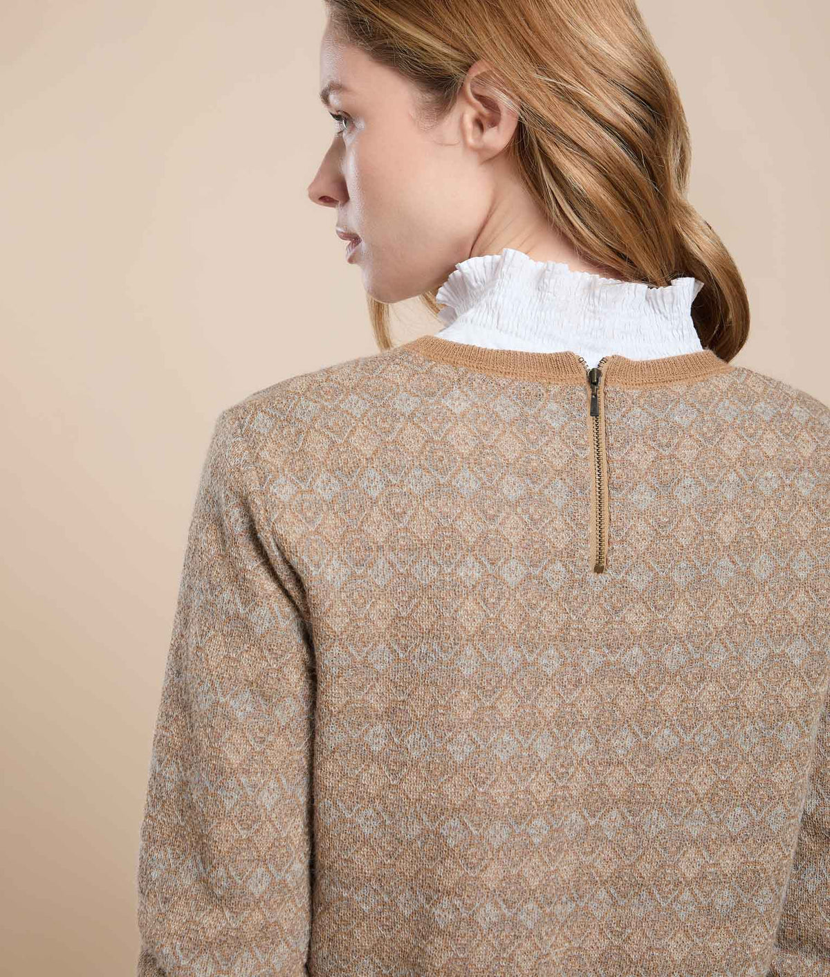 Crew Neck Sweater with Repeating Jacquard