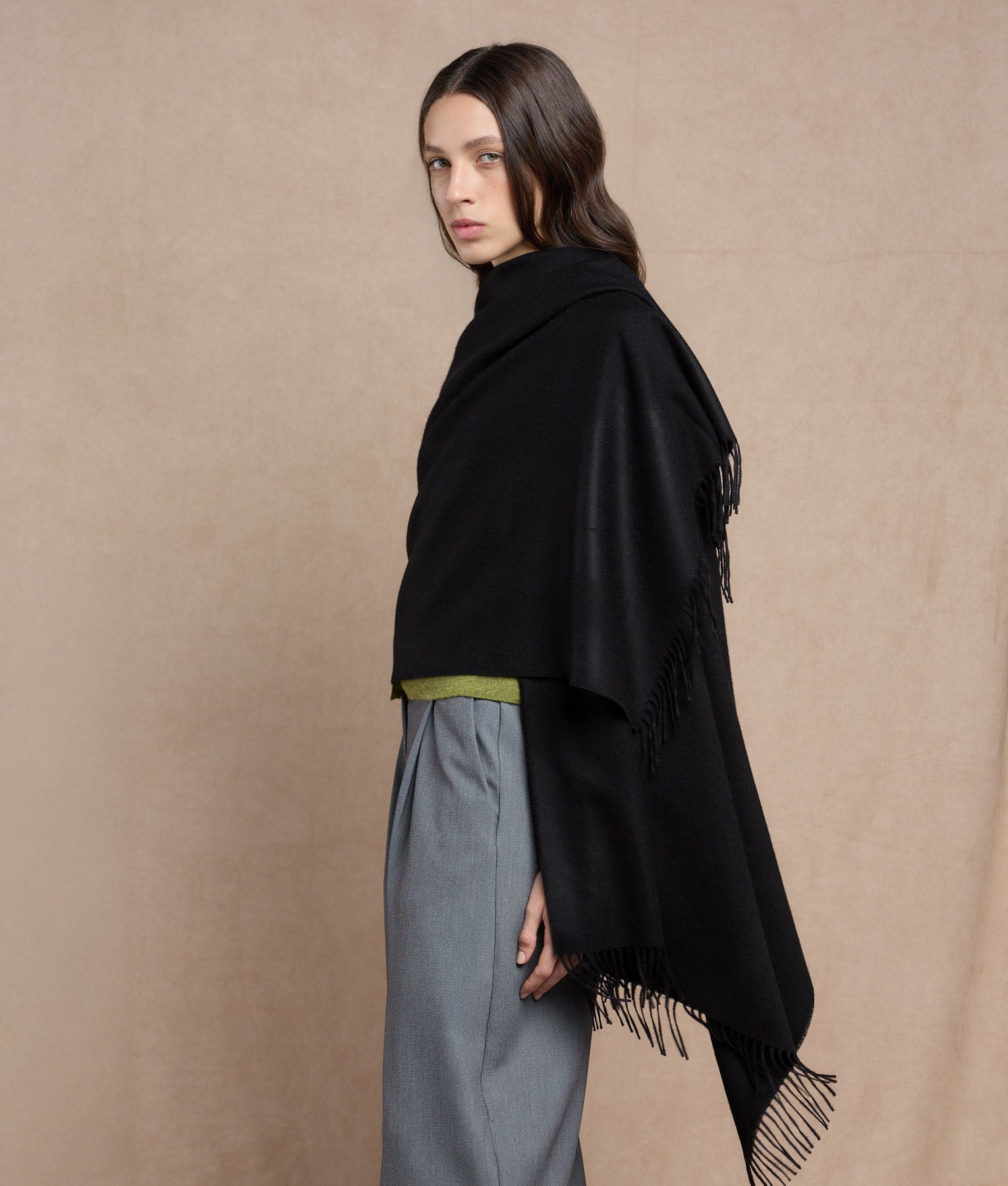 Premium Shawl - Black