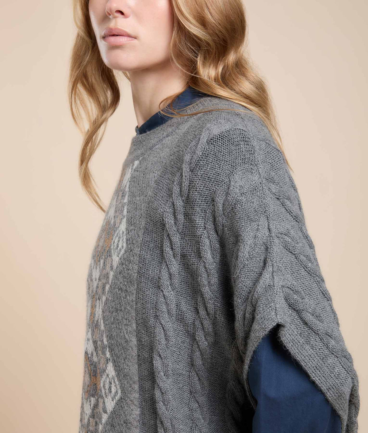 Braided Texture Sleeve Poncho
