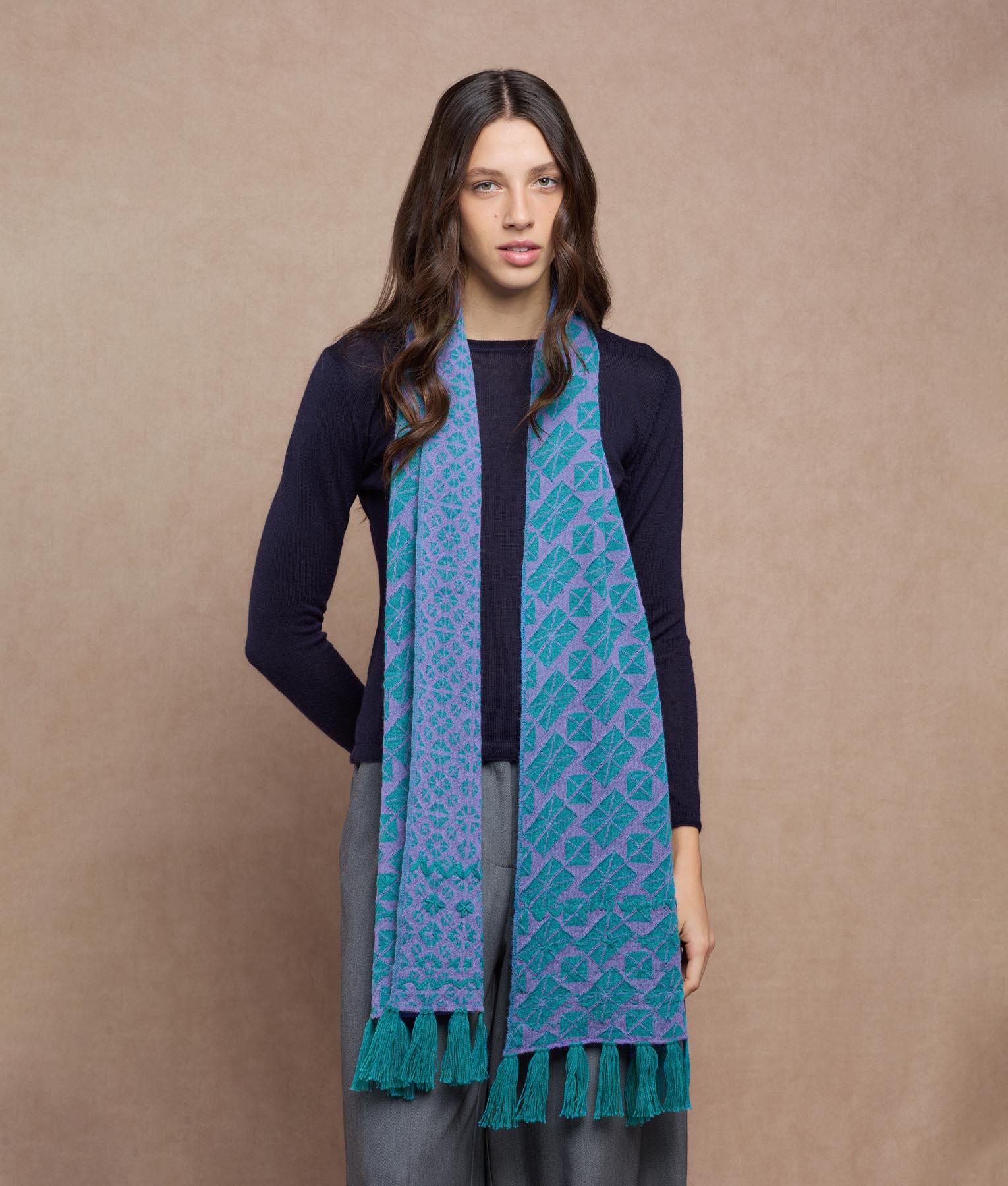 Adorning Scarf