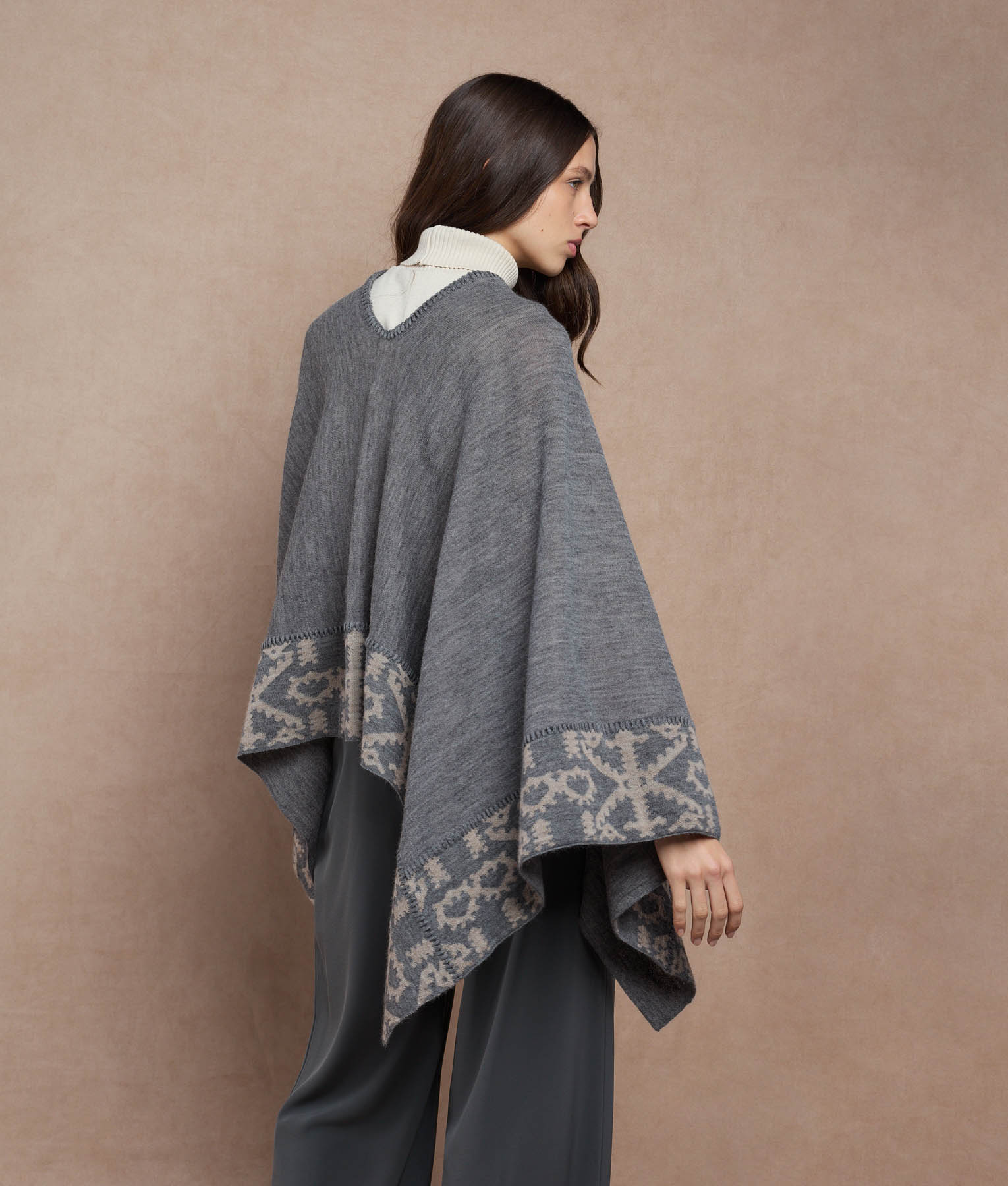 Duble Face Trimmed Poncho