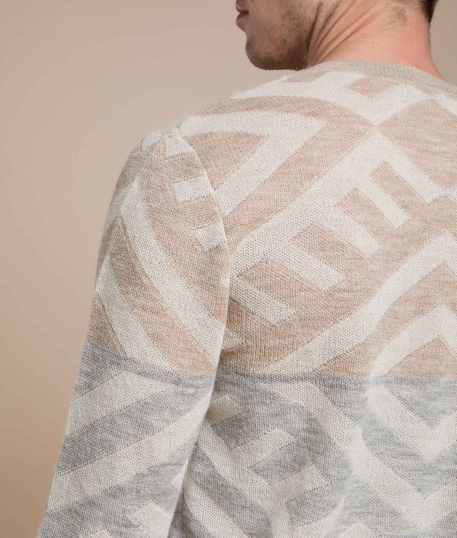 Cross-Diamond Crew Neck Pullover