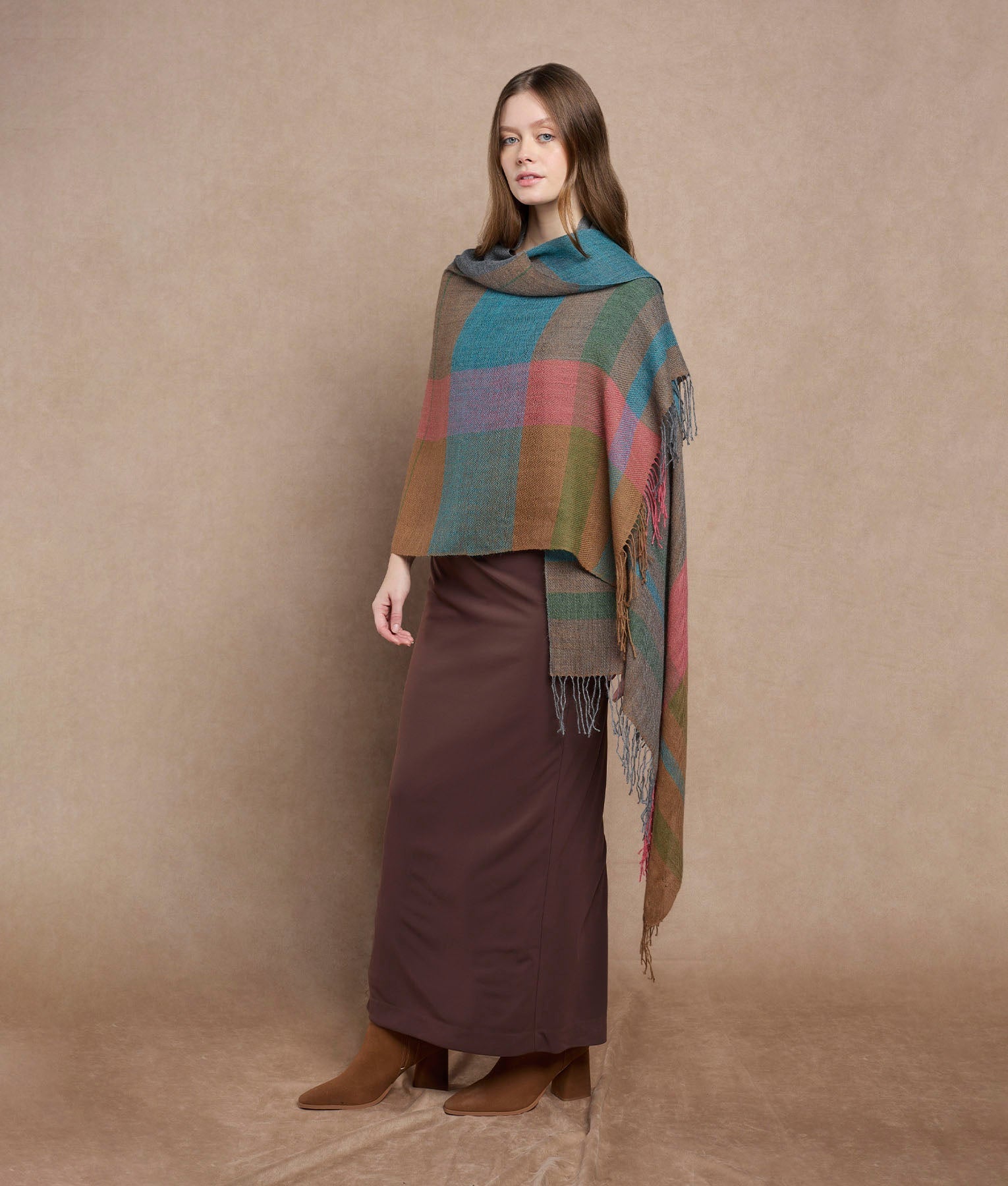 Layered Estola