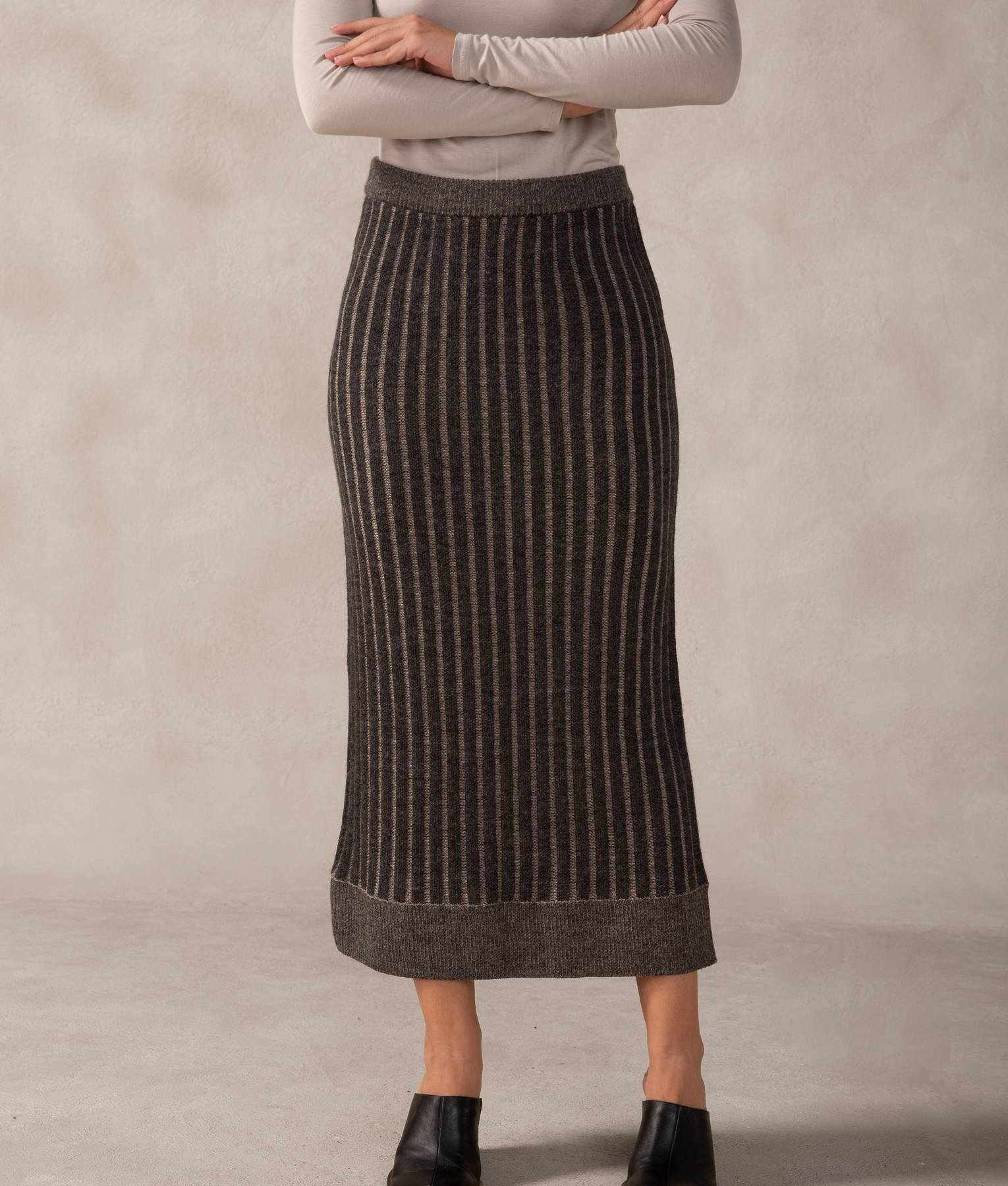 Baby alpaca Reversible Skirt